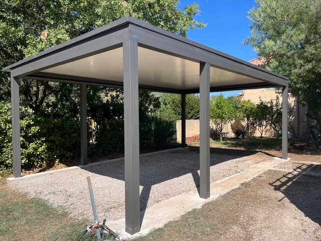 Pose d’une pergola à Gonfaron