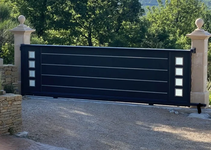 IMG_5442_LI-2-scaled